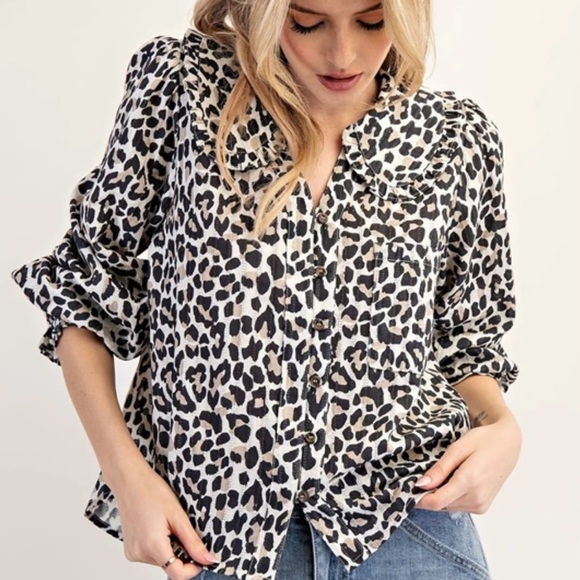 LEOPARD PRINTED LONG SLEEVE TOP - Picture 6 of 8